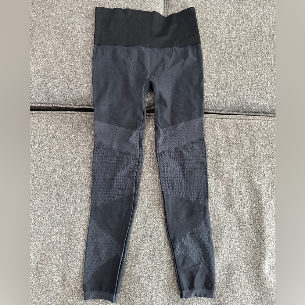 SPANX Leggings Size Large Great condition